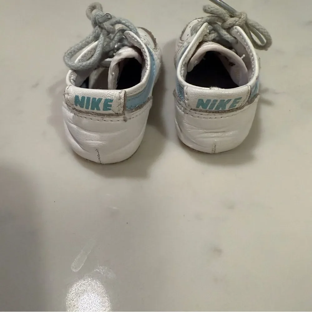 Vintage 1980's UNC Nike Baby Shoes